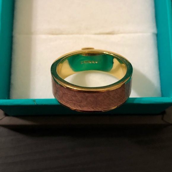 ✨ Coach ✨ Signature Logo Enamel Ring - Picture 4 of 5